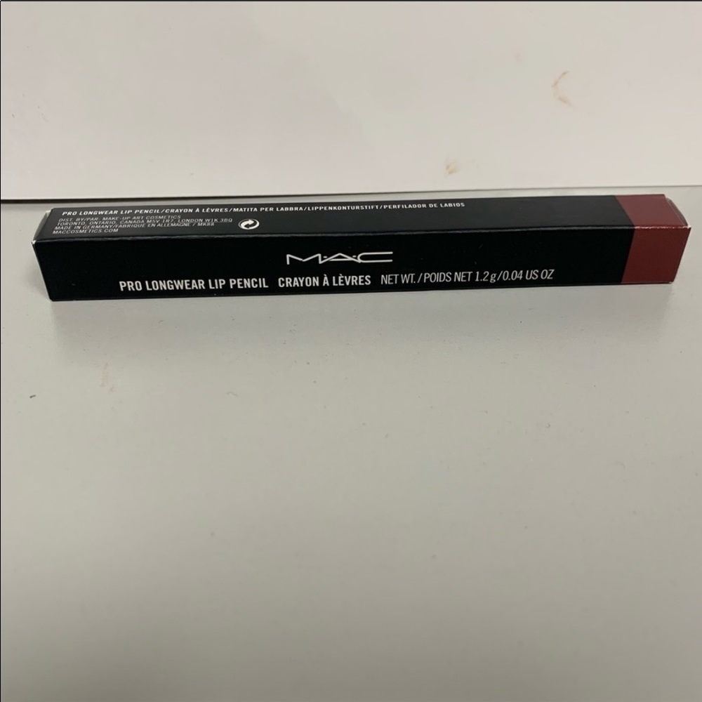 Mac lipliner for Lauren